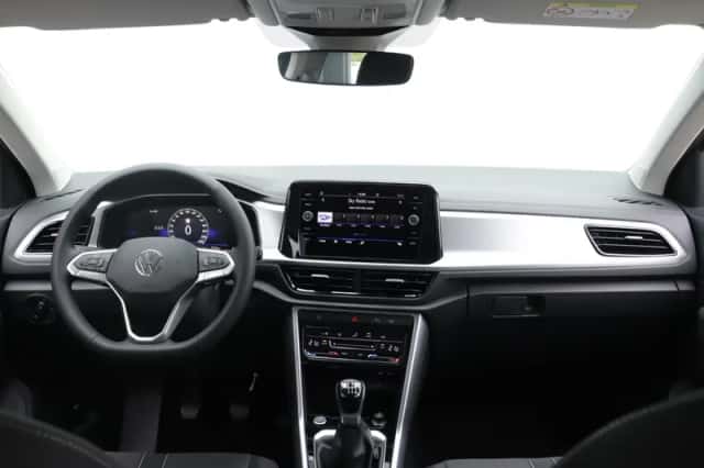 Volkswagen T-Roc (2025) thumbnail 17