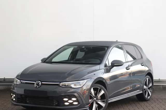 Volkswagen Golf (2022) thumbnail 1
