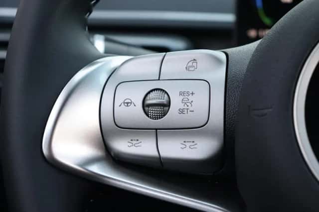 BYD Dolphin (2026) thumbnail 9