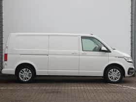 Volkswagen Transporter (2023) thumbnail 2