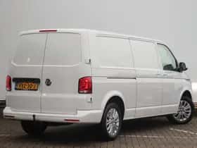 Volkswagen Transporter (2023) thumbnail 4