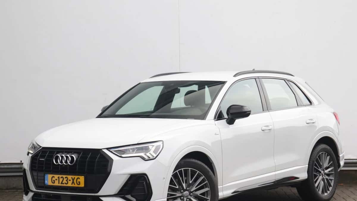 Audi Q3 (2020) — foto 1