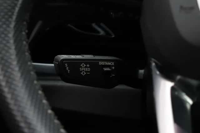 Audi Q3 (2020) thumbnail 13