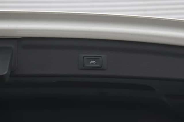 Audi Q3 (2020) thumbnail 14