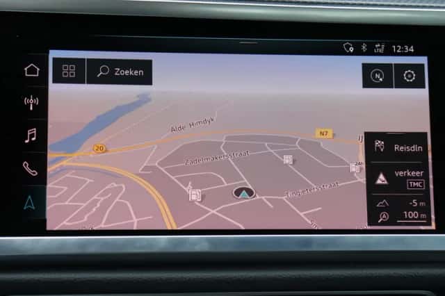 Audi Q3 (2020) thumbnail 25