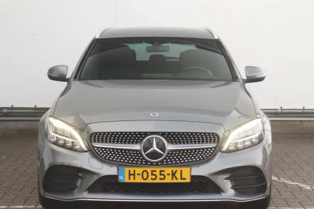 Mercedes-Benz C-Klasse (2020) thumbnail 3