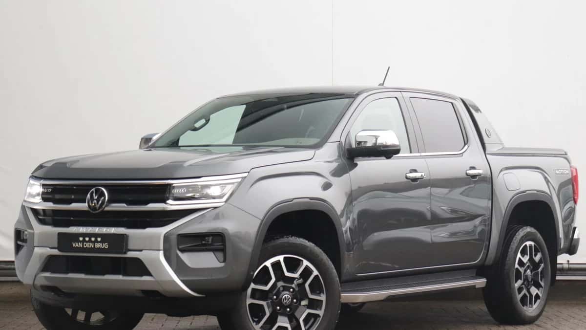 Volkswagen Amarok (2024) — foto 1