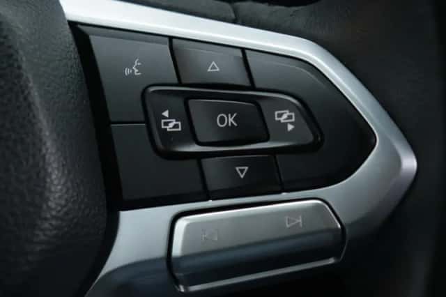 Volkswagen Amarok (2024) thumbnail 17