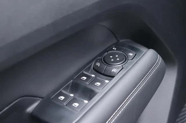 Volkswagen Amarok (2024) thumbnail 19