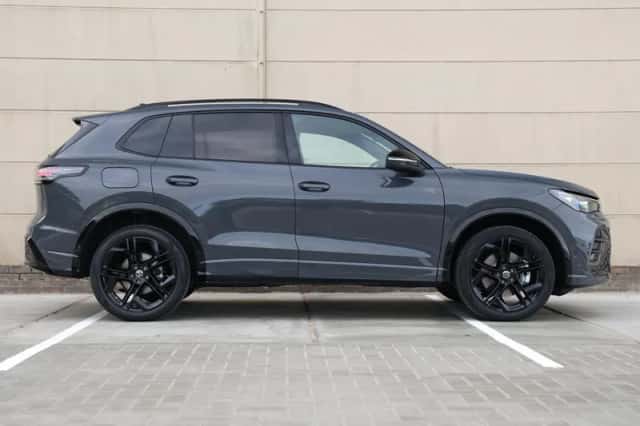 Volkswagen Tiguan (2026) thumbnail 2
