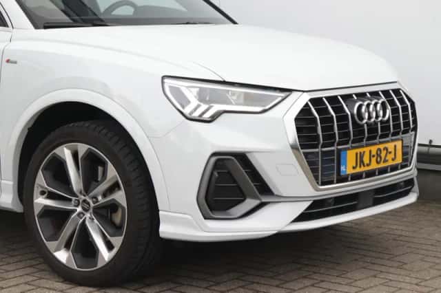 Audi Q3 (2024) thumbnail 6