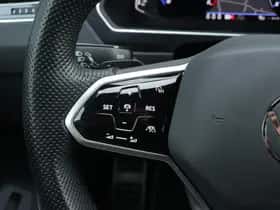 Volkswagen Tiguan (2021) thumbnail 21