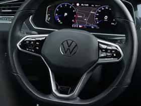 Volkswagen Tiguan (2021) thumbnail 40