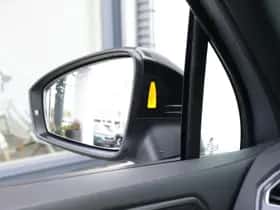 Volkswagen Tiguan (2021) thumbnail 10