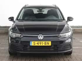 Volkswagen Golf (2023) thumbnail 2