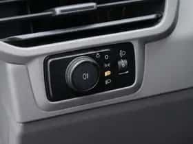 Volkswagen Transporter (2024) thumbnail 15