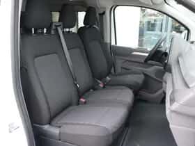 Volkswagen Transporter (2024) thumbnail 10
