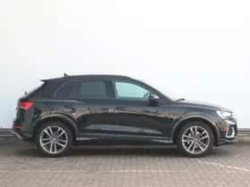 Audi Q3 (2019) thumbnail 2