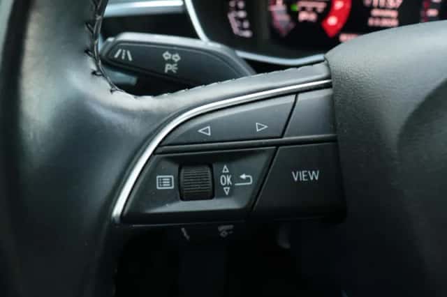 Audi Q3 (2019) thumbnail 12