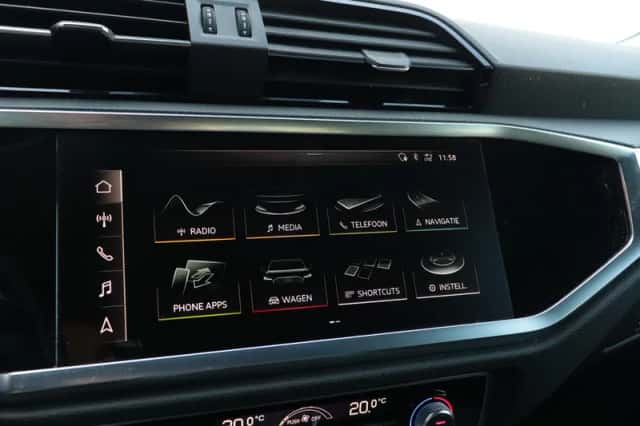 Audi Q3 (2019) thumbnail 17