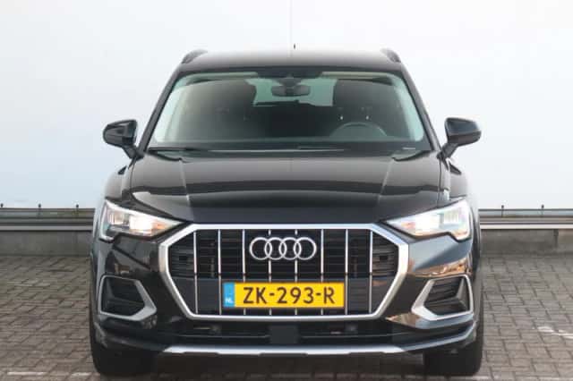 Audi Q3 (2019) thumbnail 3