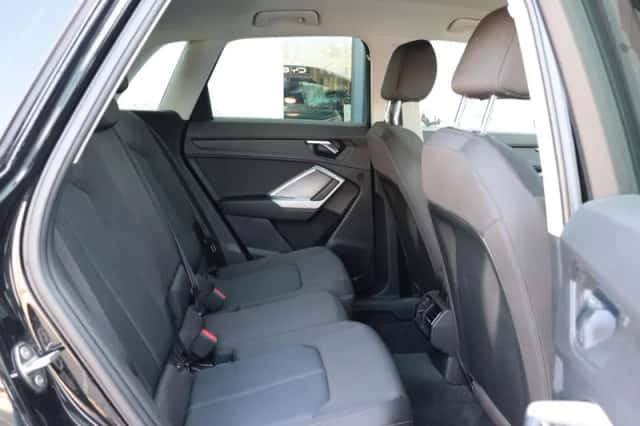 Audi Q3 (2019) thumbnail 23
