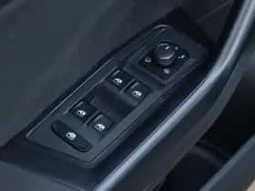 Volkswagen T-Roc (2022) thumbnail 20