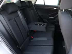 Volkswagen T-Roc (2022) thumbnail 9