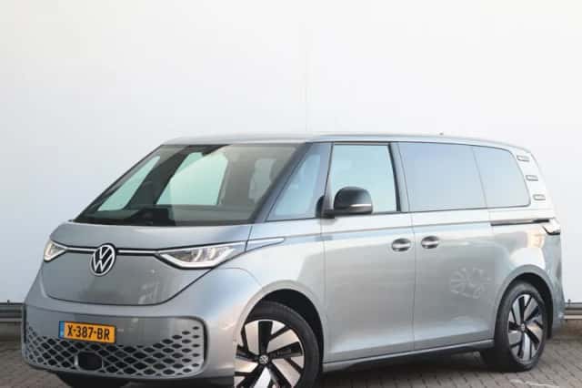 Volkswagen ID. Buzz (2023) thumbnail 1