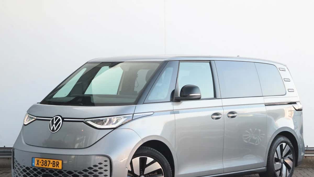 Volkswagen ID. Buzz (2023) — foto 1