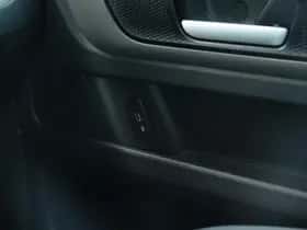 Volkswagen ID. Buzz (2023) thumbnail 18