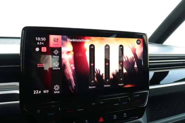 Volkswagen ID. Buzz (2023) thumbnail 27