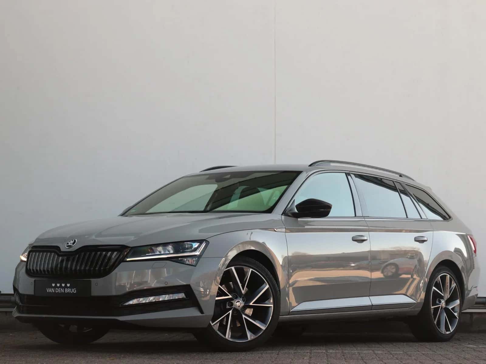 Škoda Superb (2022) — foto 1
