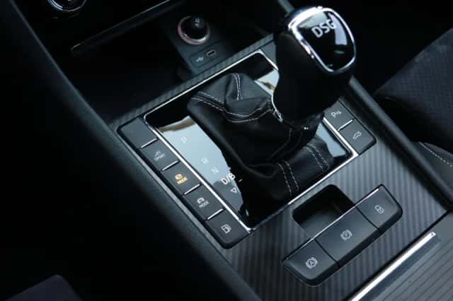 Škoda Superb (2022) thumbnail 11