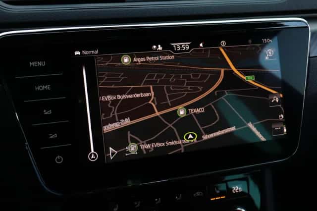 Škoda Superb (2022) thumbnail 16