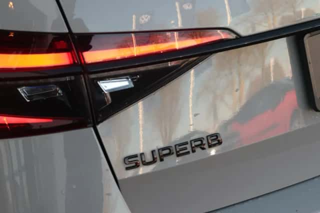 Škoda Superb (2022) thumbnail 19