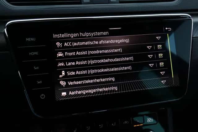 Škoda Superb (2022) thumbnail 45