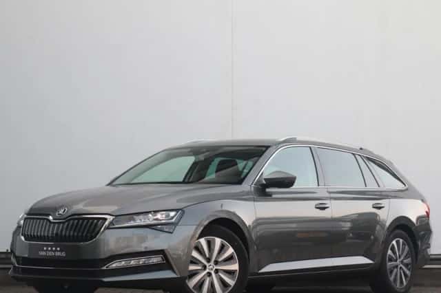 Škoda Superb (2022) thumbnail 1