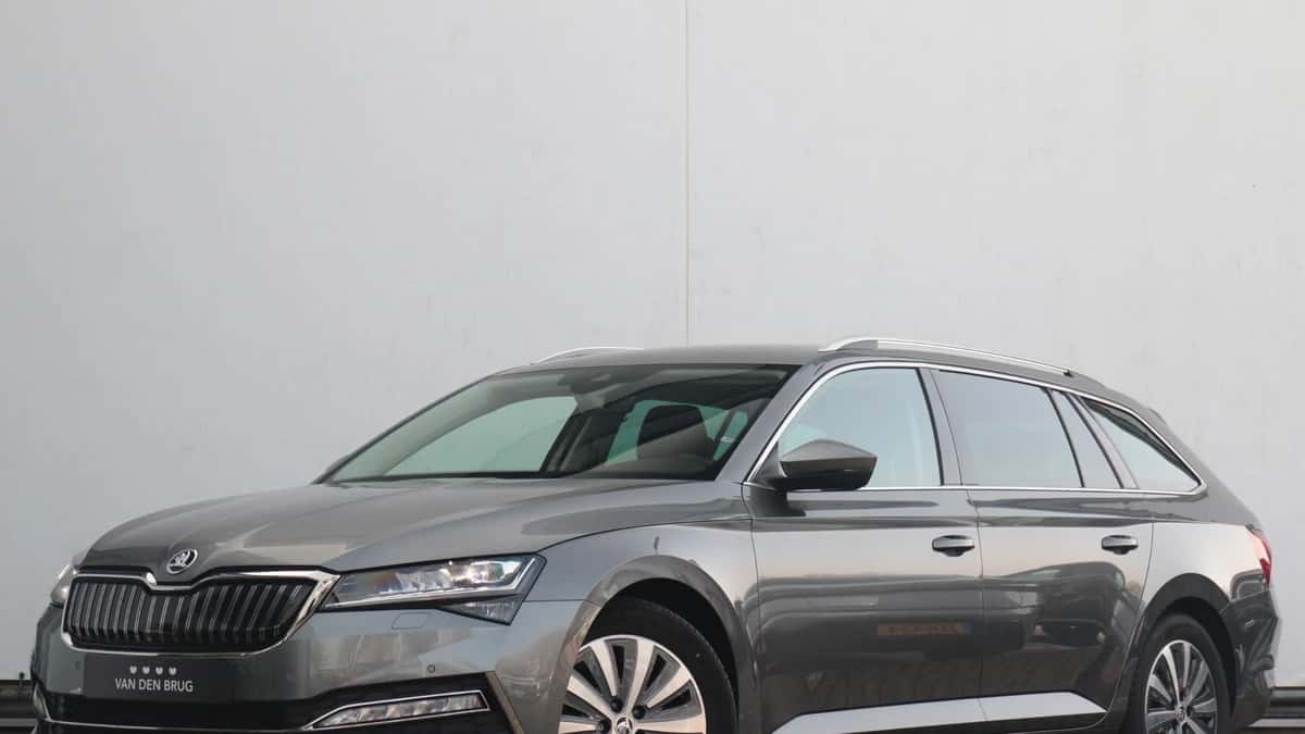 Škoda Superb (2022) — foto 1