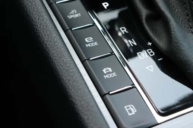 Škoda Superb (2022) thumbnail 12