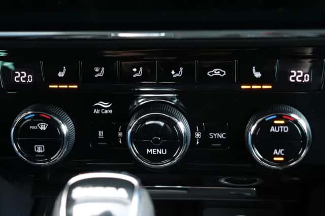 Škoda Superb (2022) thumbnail 13