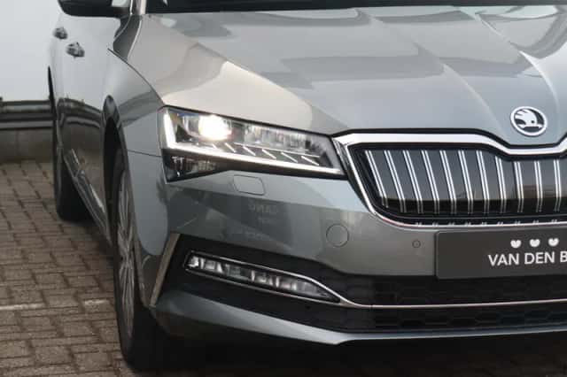 Škoda Superb (2022) thumbnail 23