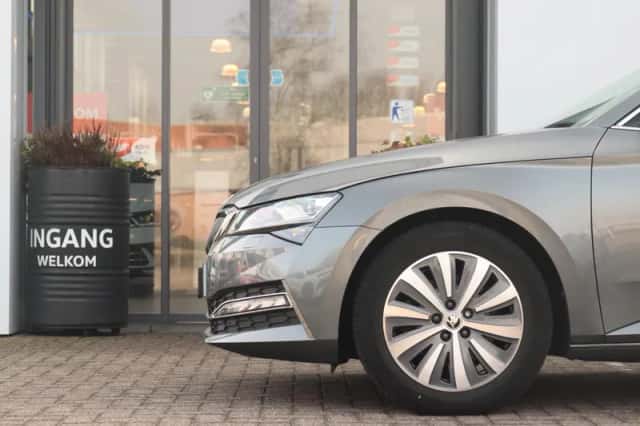 Škoda Superb (2022) thumbnail 24