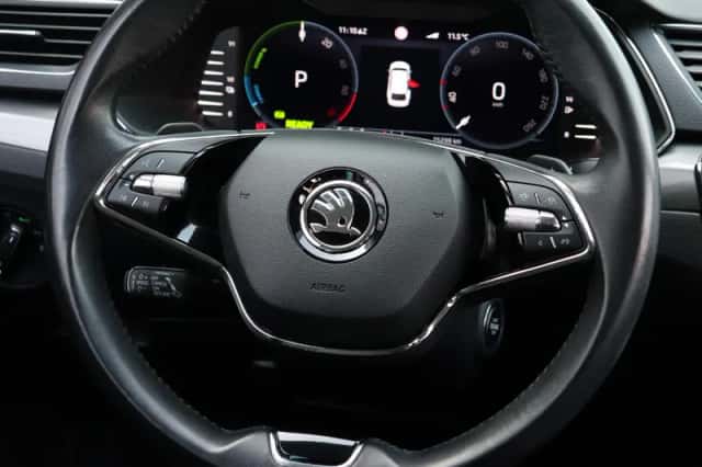 Škoda Superb (2022) thumbnail 35