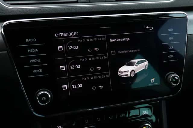 Škoda Superb (2022) thumbnail 45
