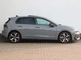 Volkswagen Golf (2025) thumbnail 4