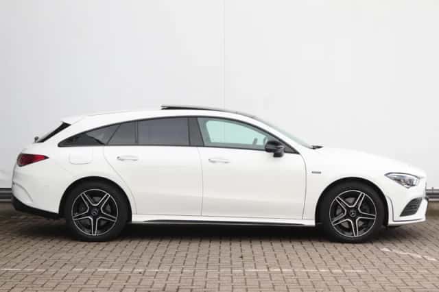 Mercedes-Benz CLA-Klasse (2021) thumbnail 2