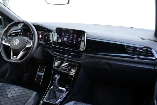 Volkswagen T-Roc (2024) thumbnail 16