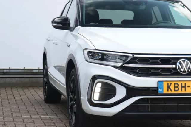 Volkswagen T-Roc (2024) thumbnail 17