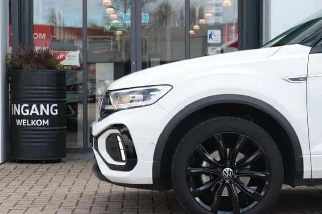 Volkswagen T-Roc (2024) thumbnail 20